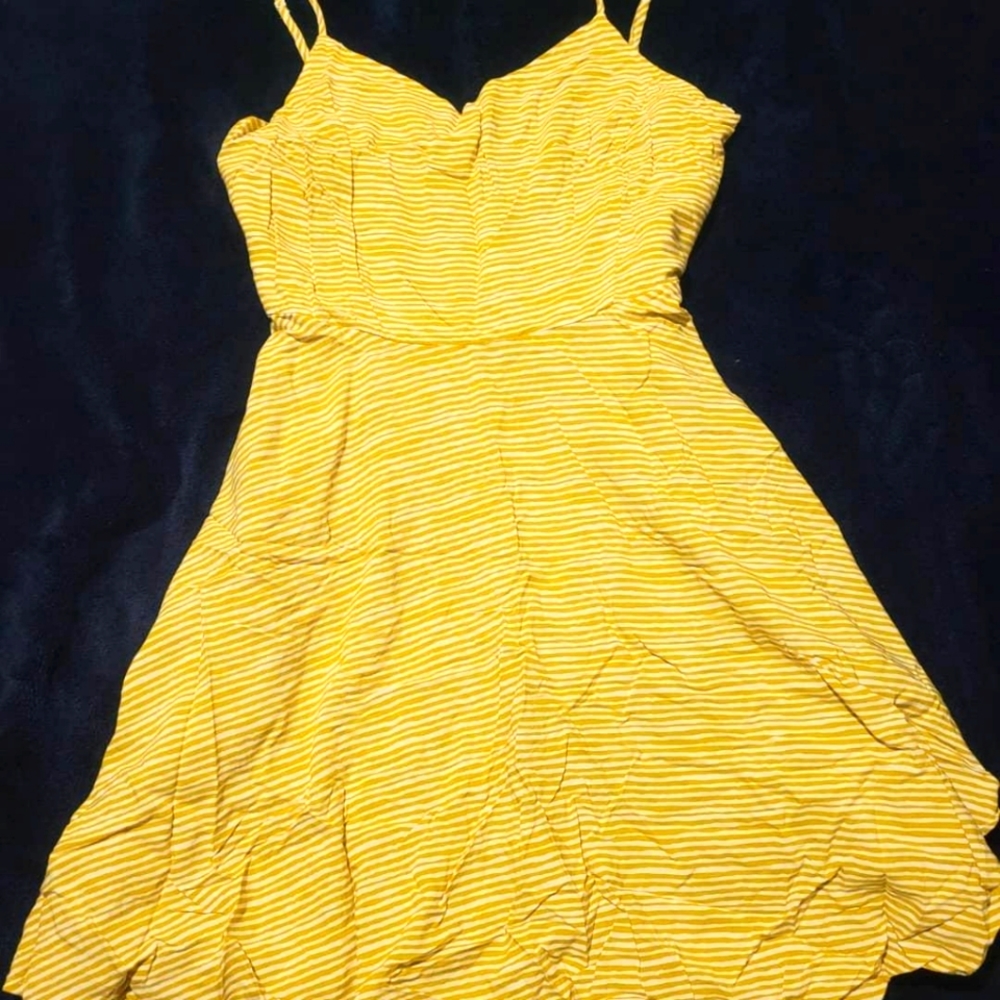Old navy yellow strap